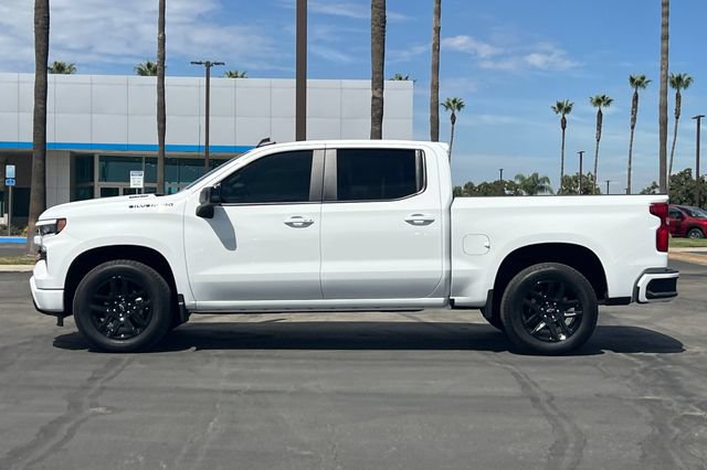 Used 2025 Chevrolet Silverado 1500 RST w/ Dark Appearance Package RWD image 7