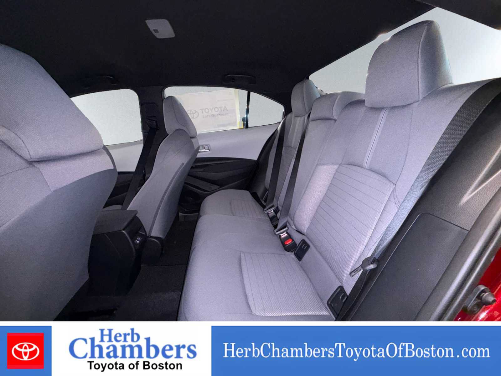 Used 2026 Toyota Corolla SE FWD image 15