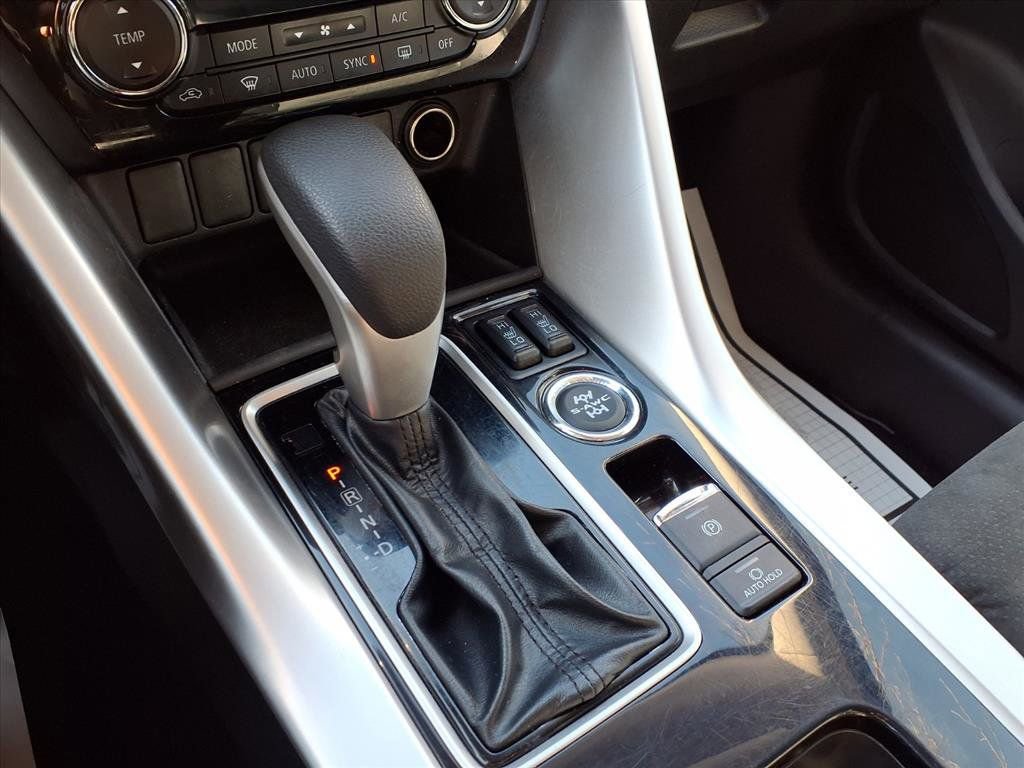 Used 2023 Mitsubishi Eclipse Cross SE image 7