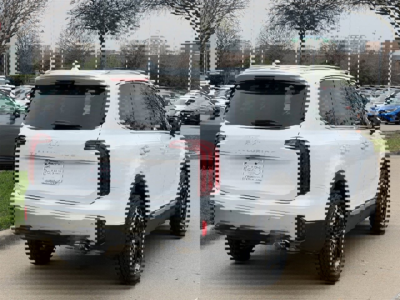 Used 2024 Kia Telluride S w/ S Sunroof Package image 4