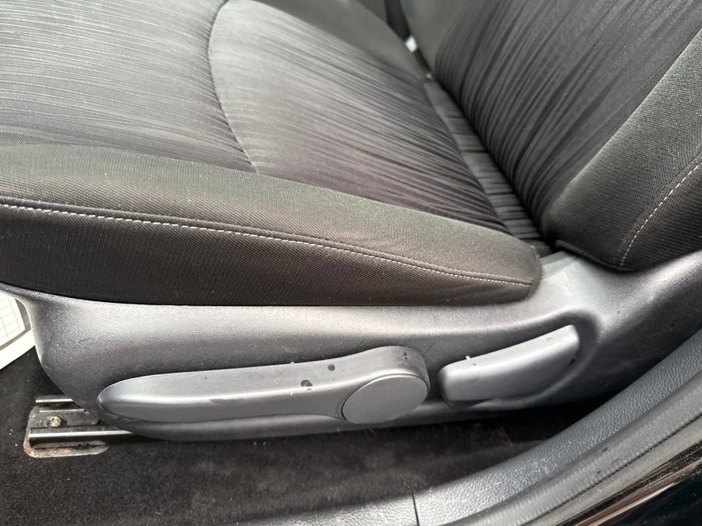 Used 2019 Nissan Sentra SV w/ Special Edition Package FWD image 23
