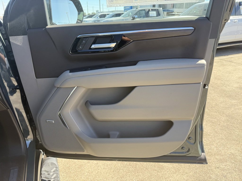 New 2026 Chevrolet Tahoe Z71 w/ Comfort Package image 45