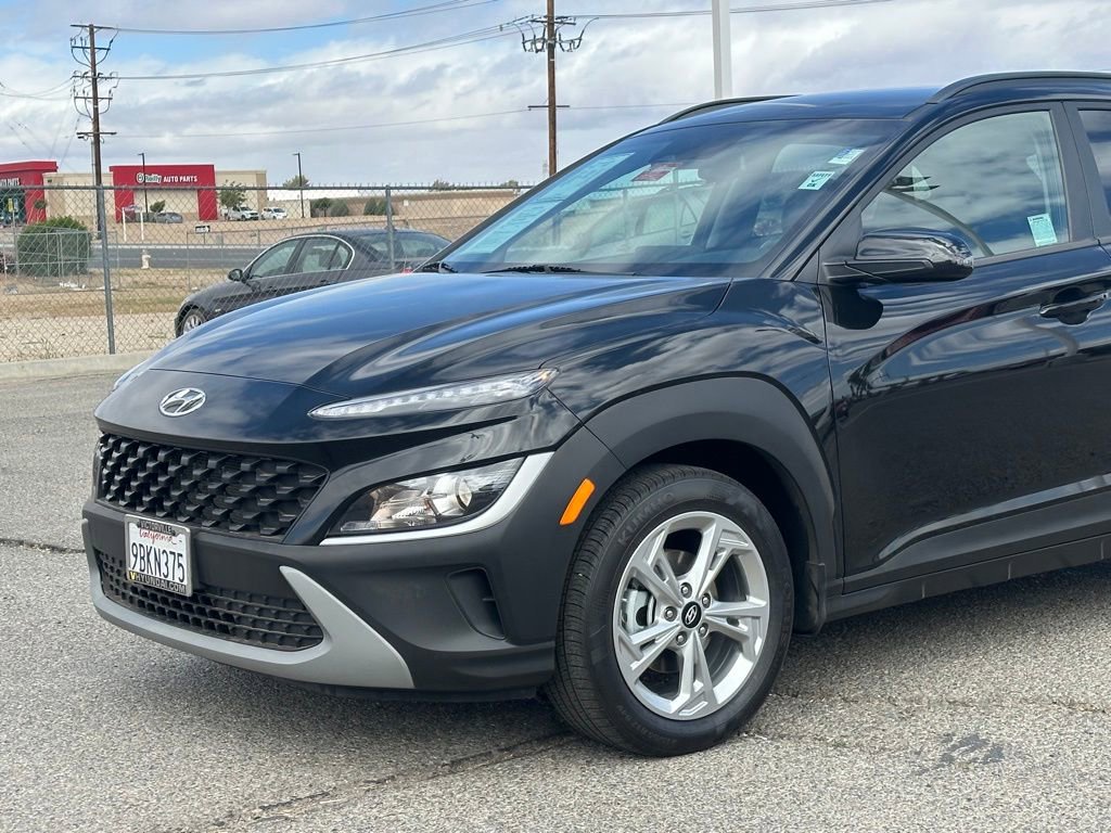 Used 2022 Hyundai Kona SEL w/ Cargo Package image 10