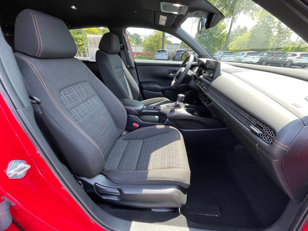 Certified 2024 Honda HR-V Sport image 31