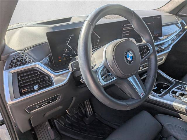 Used 2025 BMW X7 xDrive40i w/ M Sport Package AWD/4WD image 10