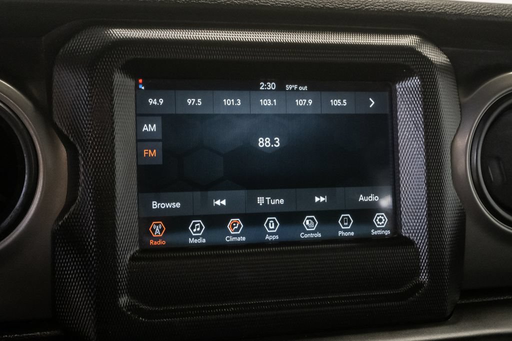 Used 2023 Jeep Wrangler Unlimited Sport AWD/4WD image 16