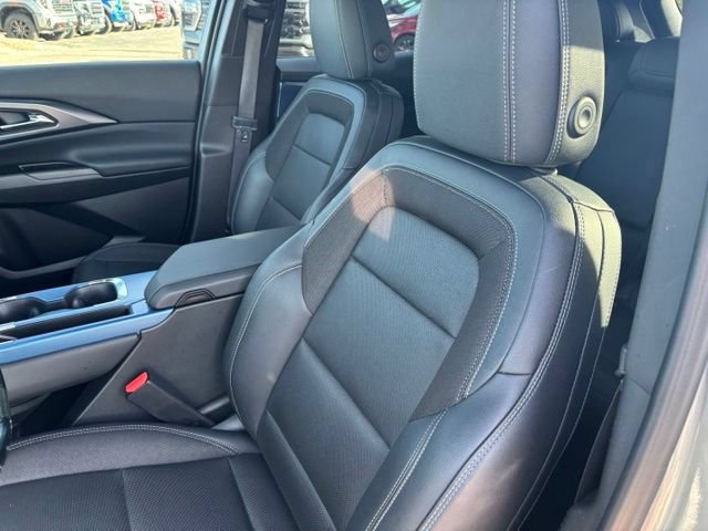 Certified 2024 Chevrolet Equinox EV LT AWD/4WD image 13