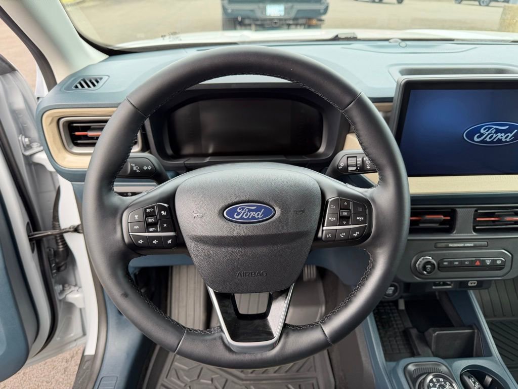 Used 2025 Ford Maverick Lariat w/ 4K Tow Package image 22