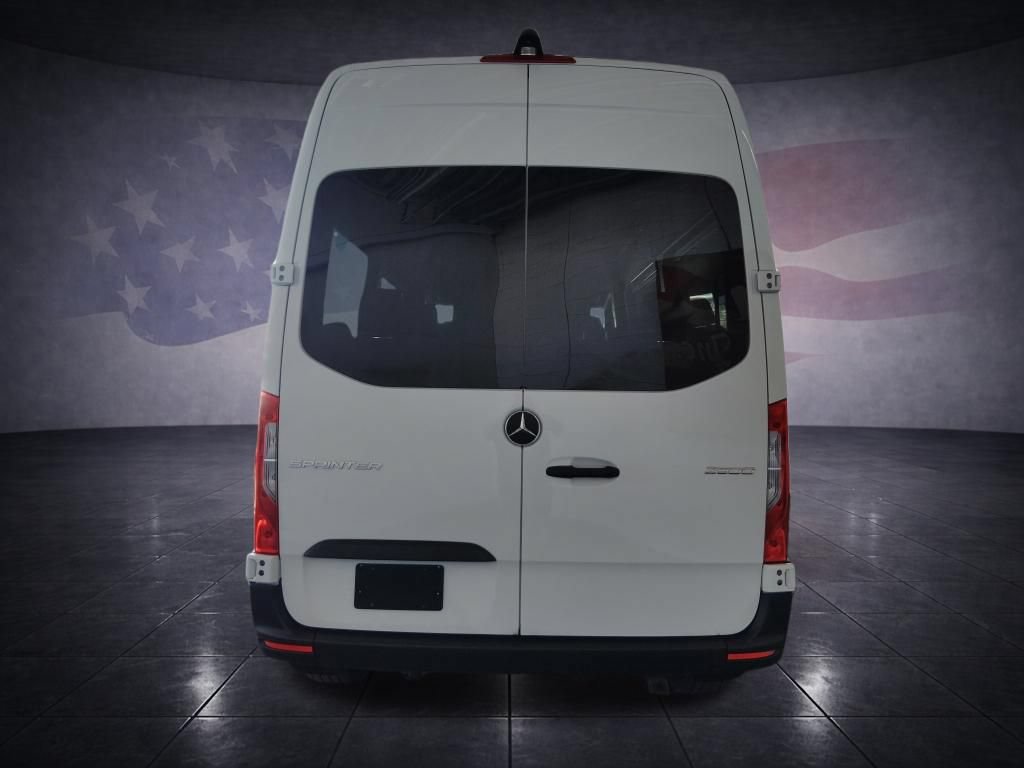 Used 2026 Mercedes-Benz Sprinter 2500 image 4