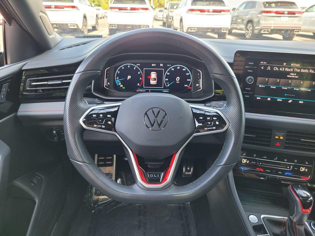 Used 2025 Volkswagen Jetta GLI Autobahn FWD image 17