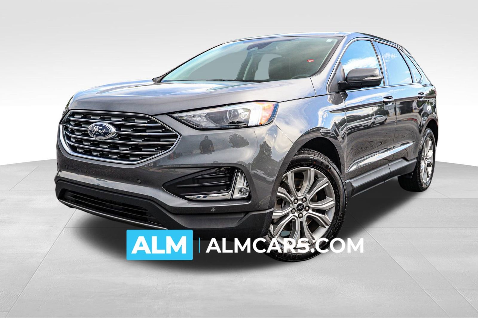 Used 2024 Ford Edge Titanium image 1