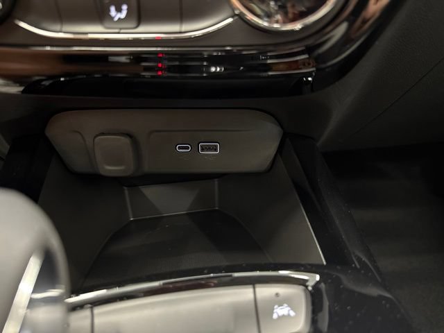 New 2026 Chevrolet Trax LT FWD image 28