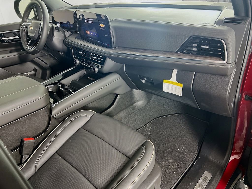 New 2026 Chevrolet Suburban Premier w/ LPO, Illumination Package image 31