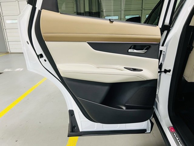 New 2026 Nissan Murano Platinum image 25