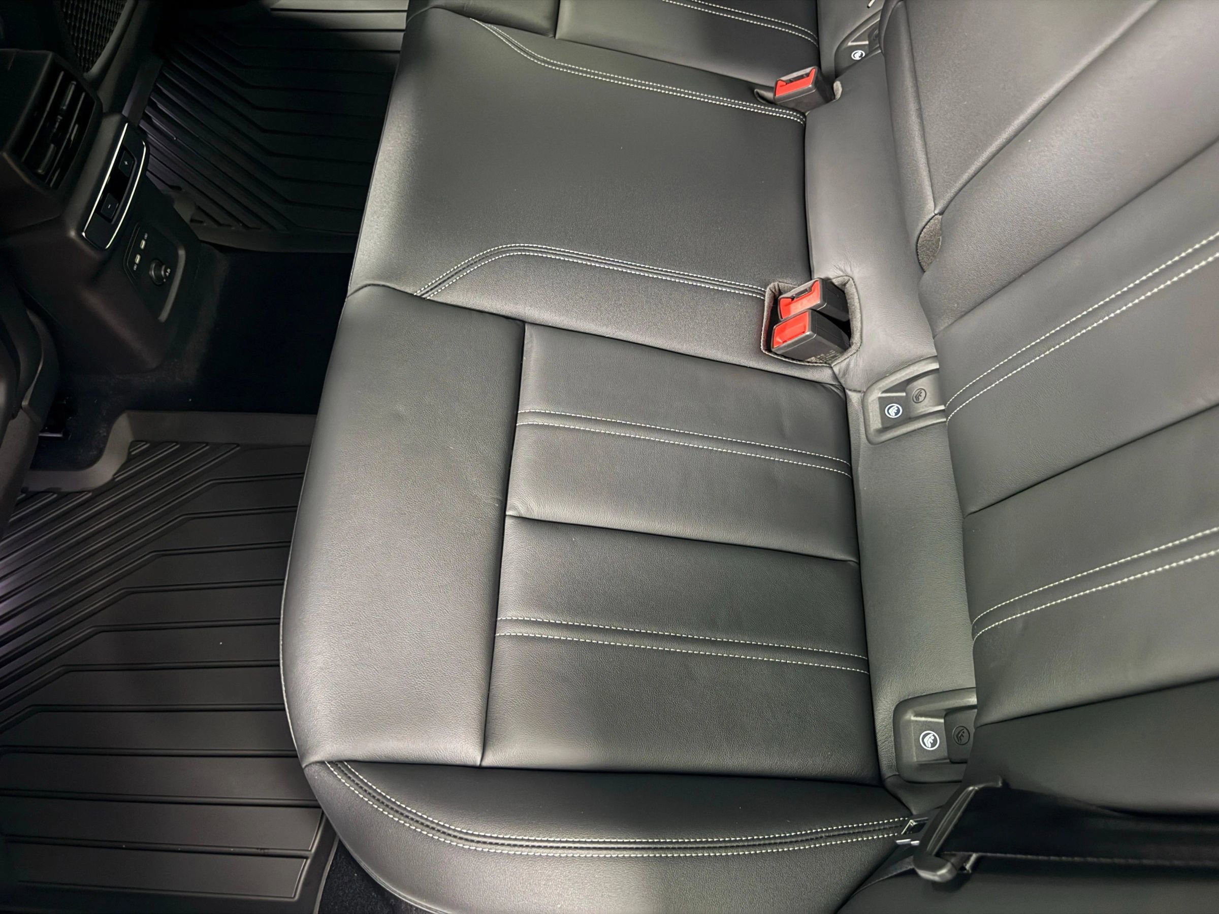 Used 2024 Audi Q4 e-tron Premium Plus w/ Premium Plus image 14