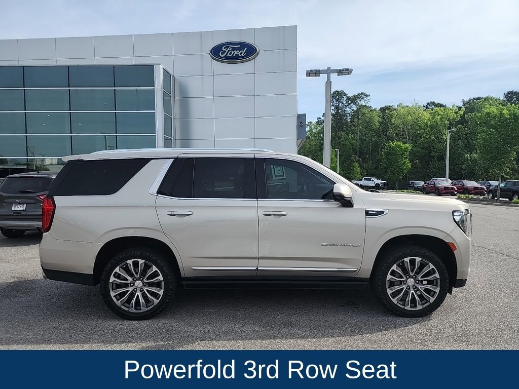 Used 2021 GMC Yukon Denali w/ Denali Premium Package AWD/4WD image 2