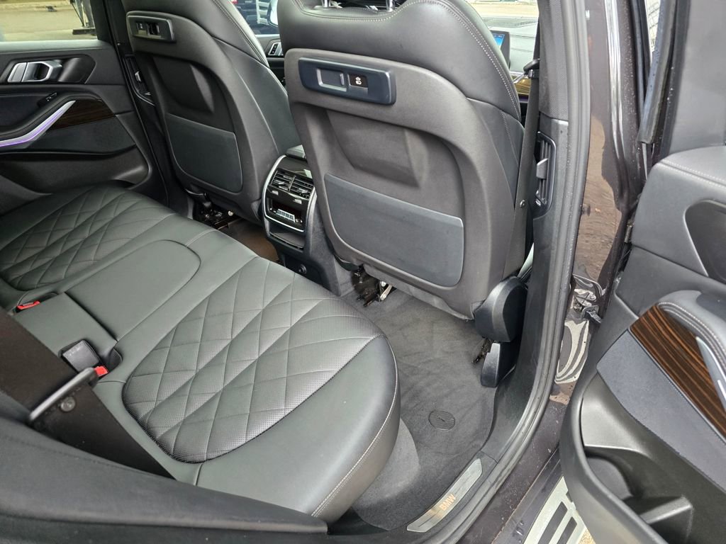 Used 2023 BMW X5 xDrive40i AWD/4WD image 35
