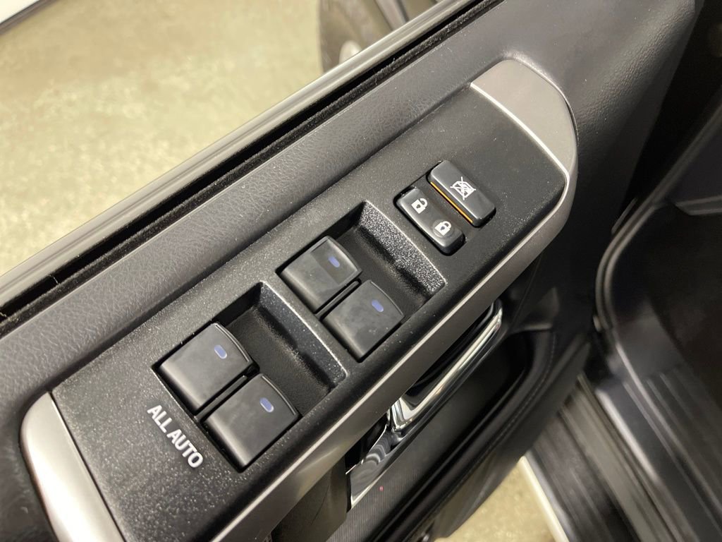 Certified 2022 Toyota 4Runner SR5 Premium w/ Moonroof Package image 16
