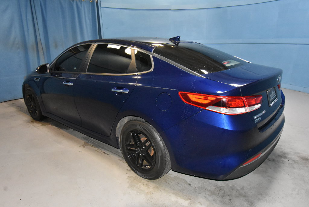 Used 2017 Kia Optima LX w/ Driver Convenience Package FWD image 26