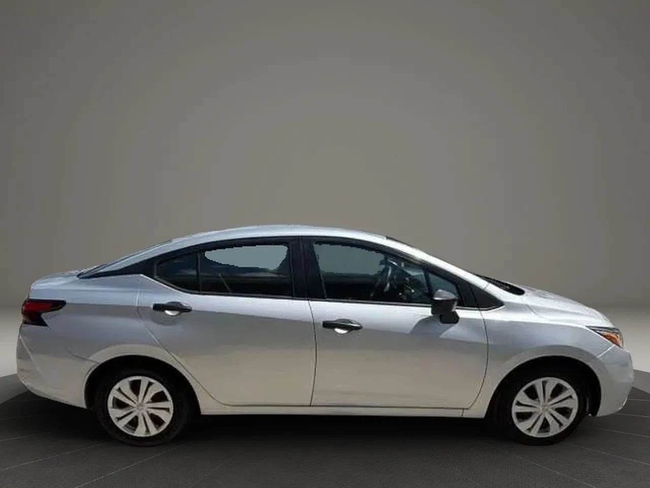 Used 2020 Nissan Versa S FWD image 6