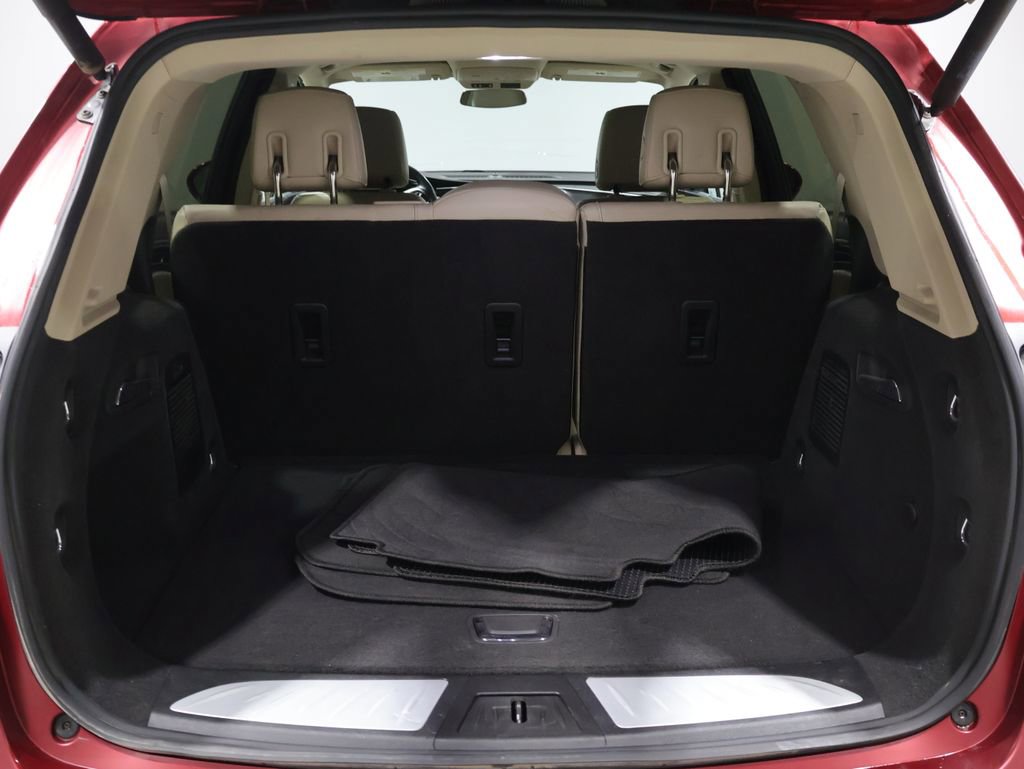 Used 2017 Buick Envision Essence image 4