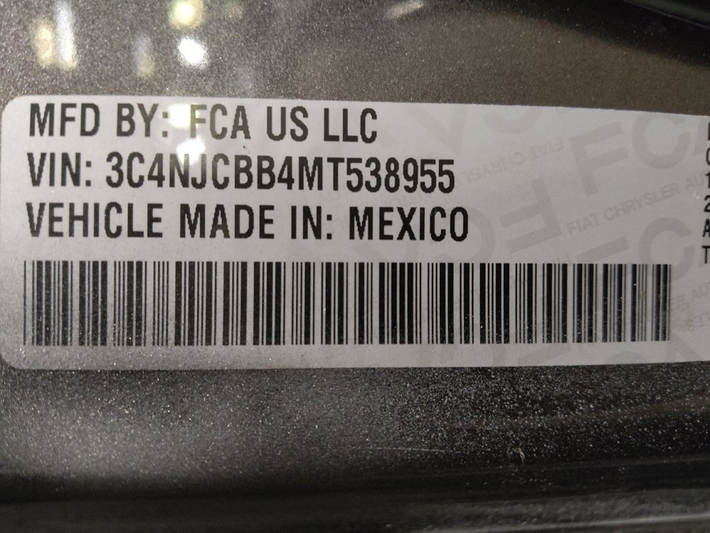 Used 2021 Jeep Compass Latitude image 33