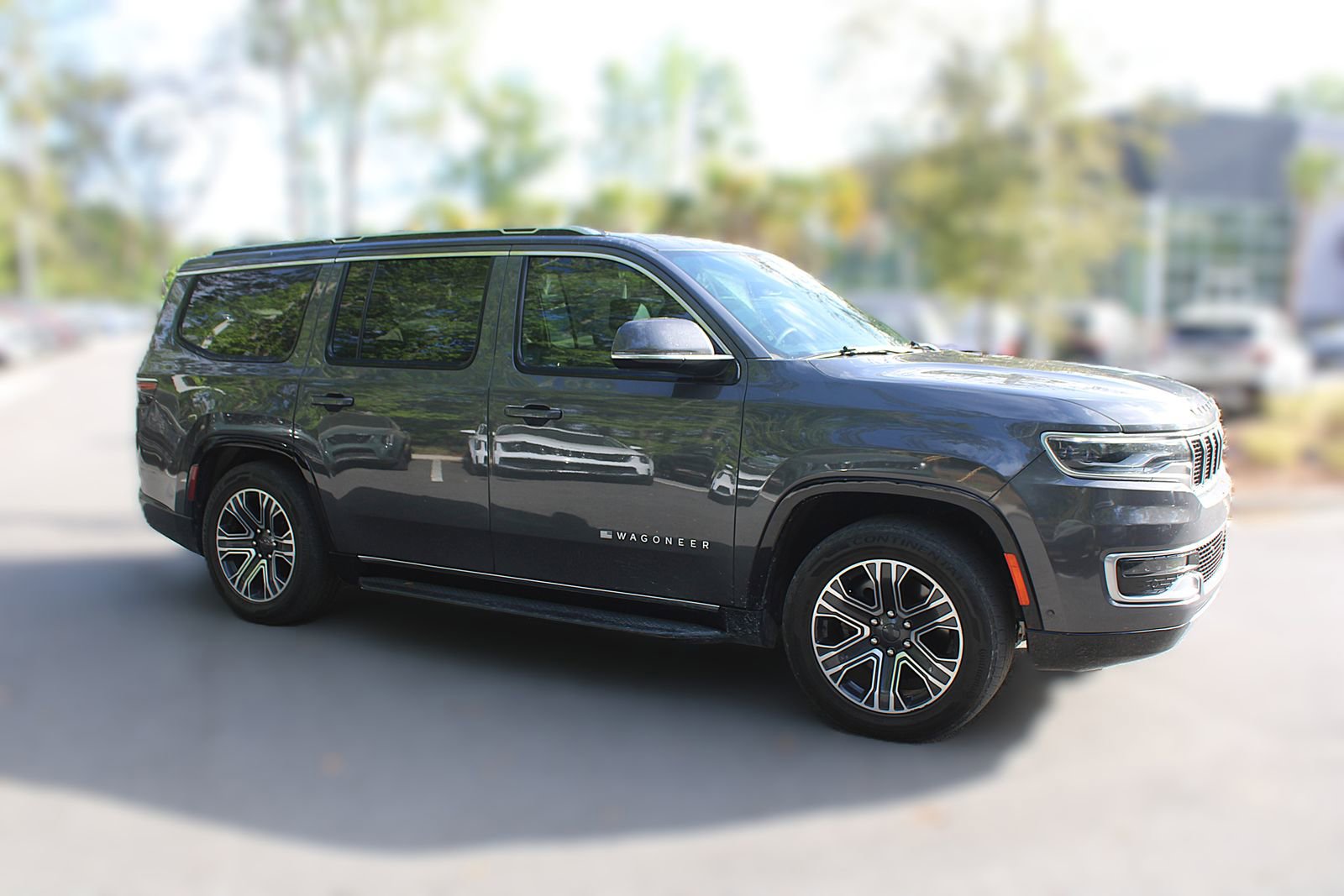 Used 2022 Jeep Wagoneer Series III w/ Rear Seat Video Group 1 image 16