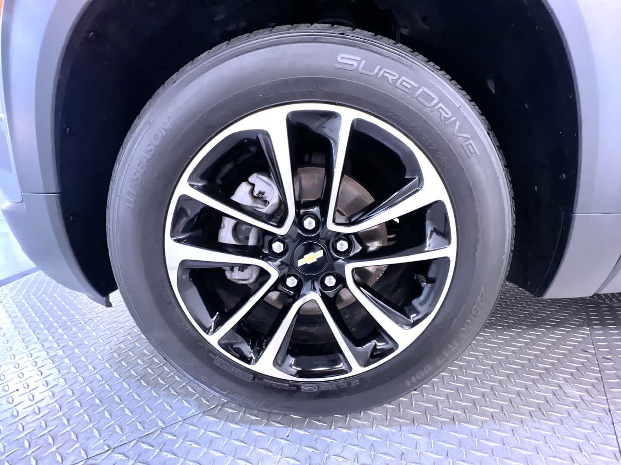 Used 2025 Chevrolet TrailBlazer LT FWD image 10
