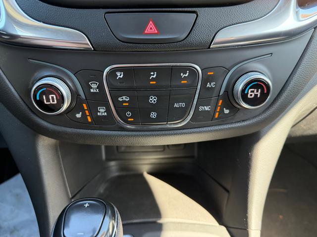 Used 2021 Chevrolet Equinox LT AWD/4WD image 11