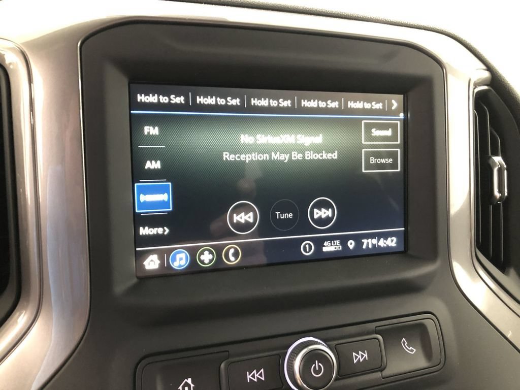 Used 2019 Chevrolet Silverado 1500 Custom Trail Boss w/ Infotainment Package AWD/4WD image 15