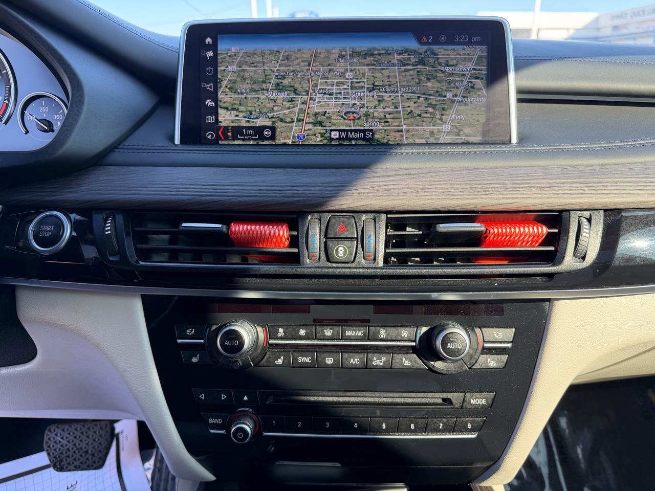 Used 2018 BMW X5 xDrive40e image 30