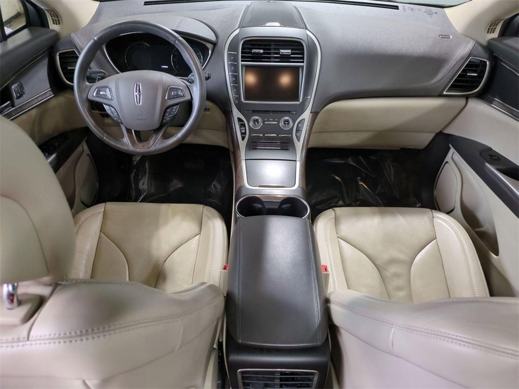 Used 2016 Lincoln MKX Reserve w/ Climate Package image 29