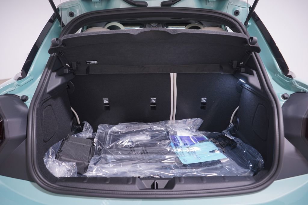 New 2026 MINI Cooper S image 19