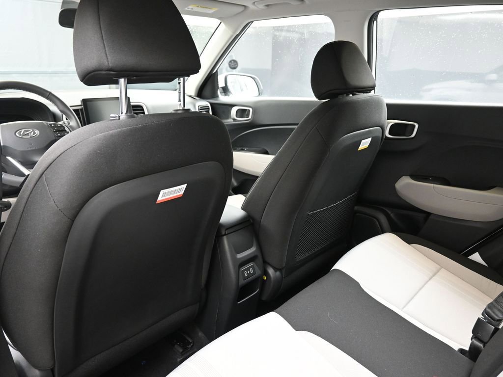 New 2026 Hyundai Venue SEL FWD image 19