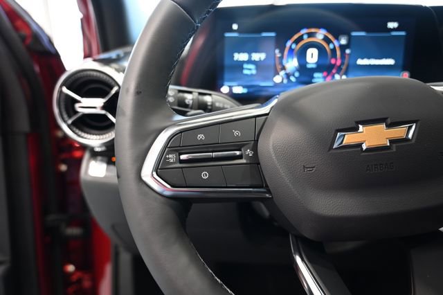 New 2026 Chevrolet Equinox LT w/ Convenience Package II FWD image 23