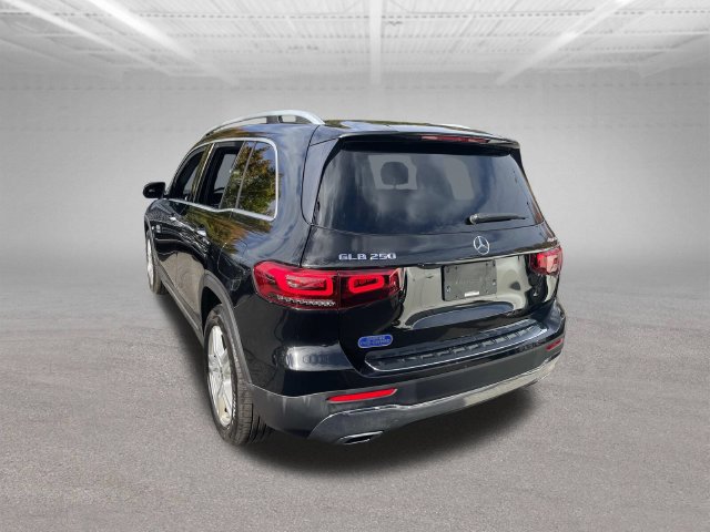 Used 2020 Mercedes-Benz GLB 250 4MATIC w/ Premium Package image 12