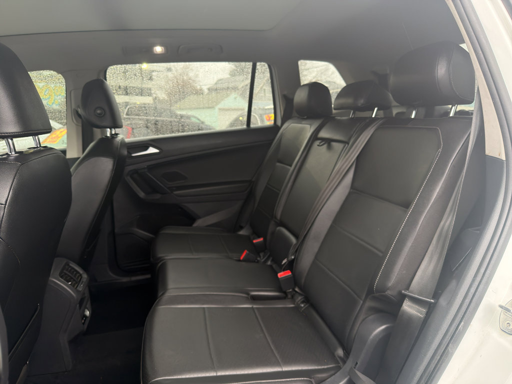 Used 2019 Volkswagen Tiguan SE w/ Panoramic Sunroof Package image 13