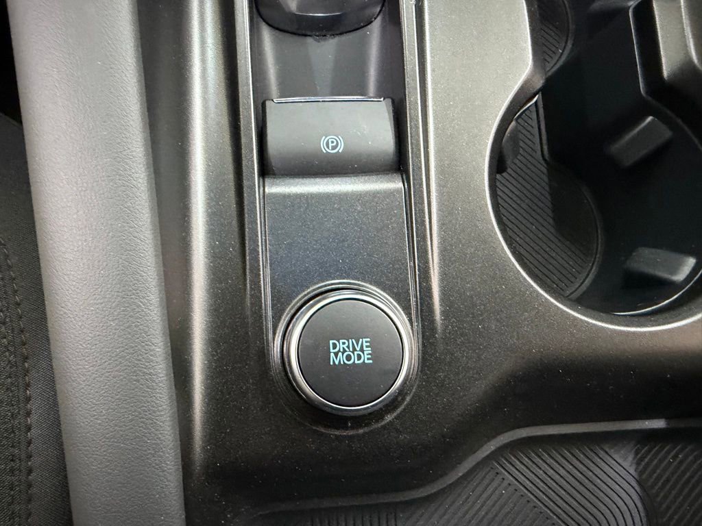 Used 2025 Ford Explorer Active image 31