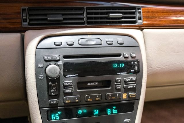 Used 2000 Cadillac Eldorado ESC w/ Comfort/Convenience Pkg FWD image 28