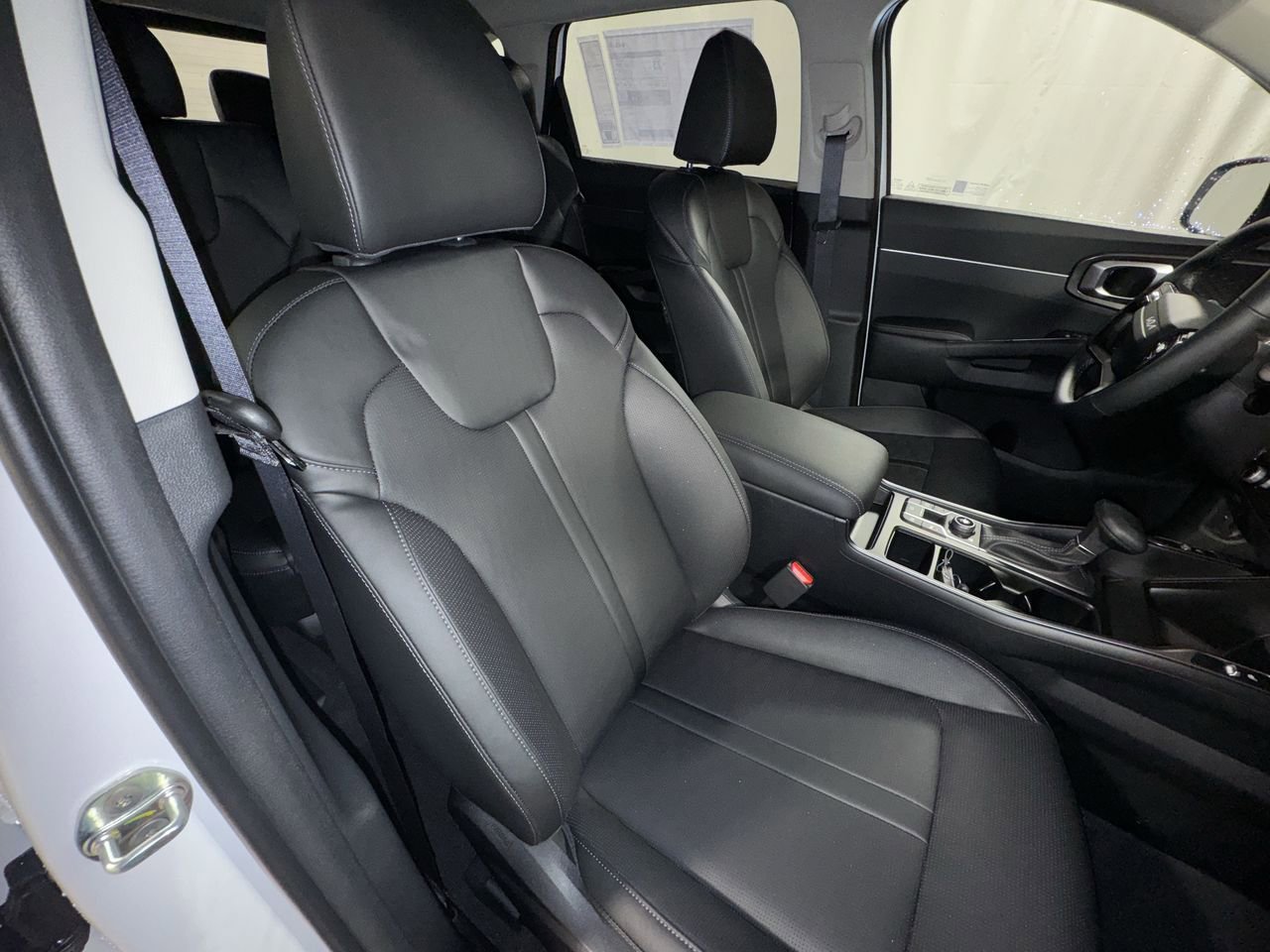 New 2026 Kia Sorento EX image 31