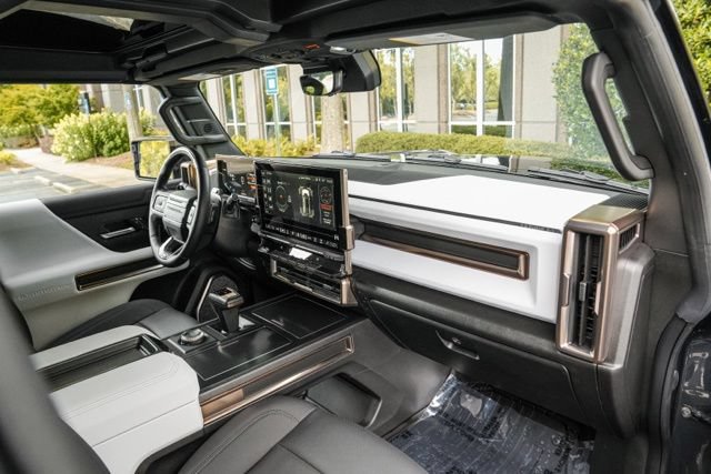 Used 2025 GMC Hummer EV 3X AWD/4WD image 29