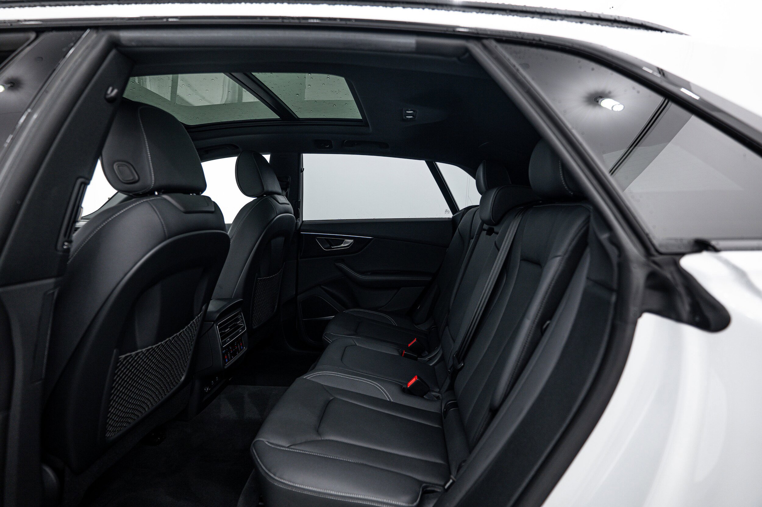 Certified 2023 Audi Q8 Prestige AWD/4WD image 18