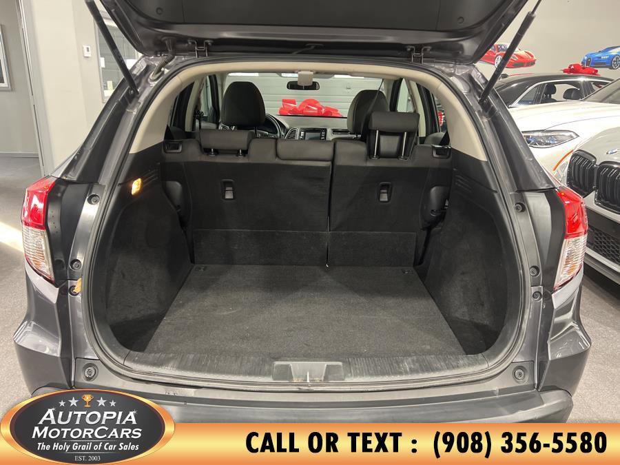 Used 2021 Honda HR-V LX image 18