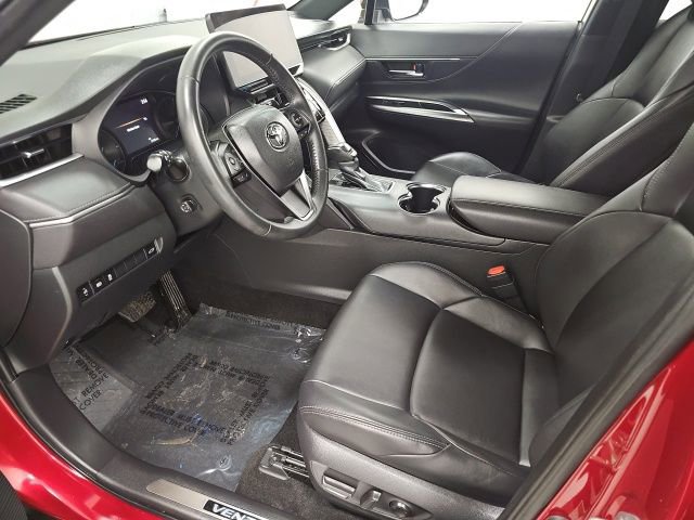Certified 2024 Toyota Venza XLE image 17
