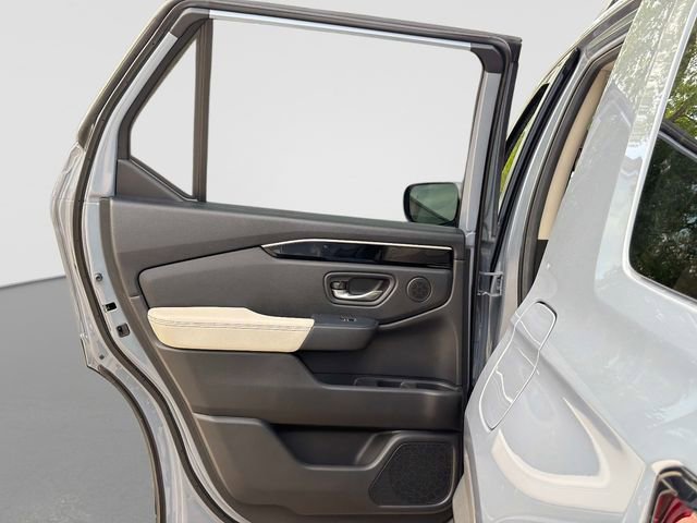 Used 2026 Honda Passport RTL image 12