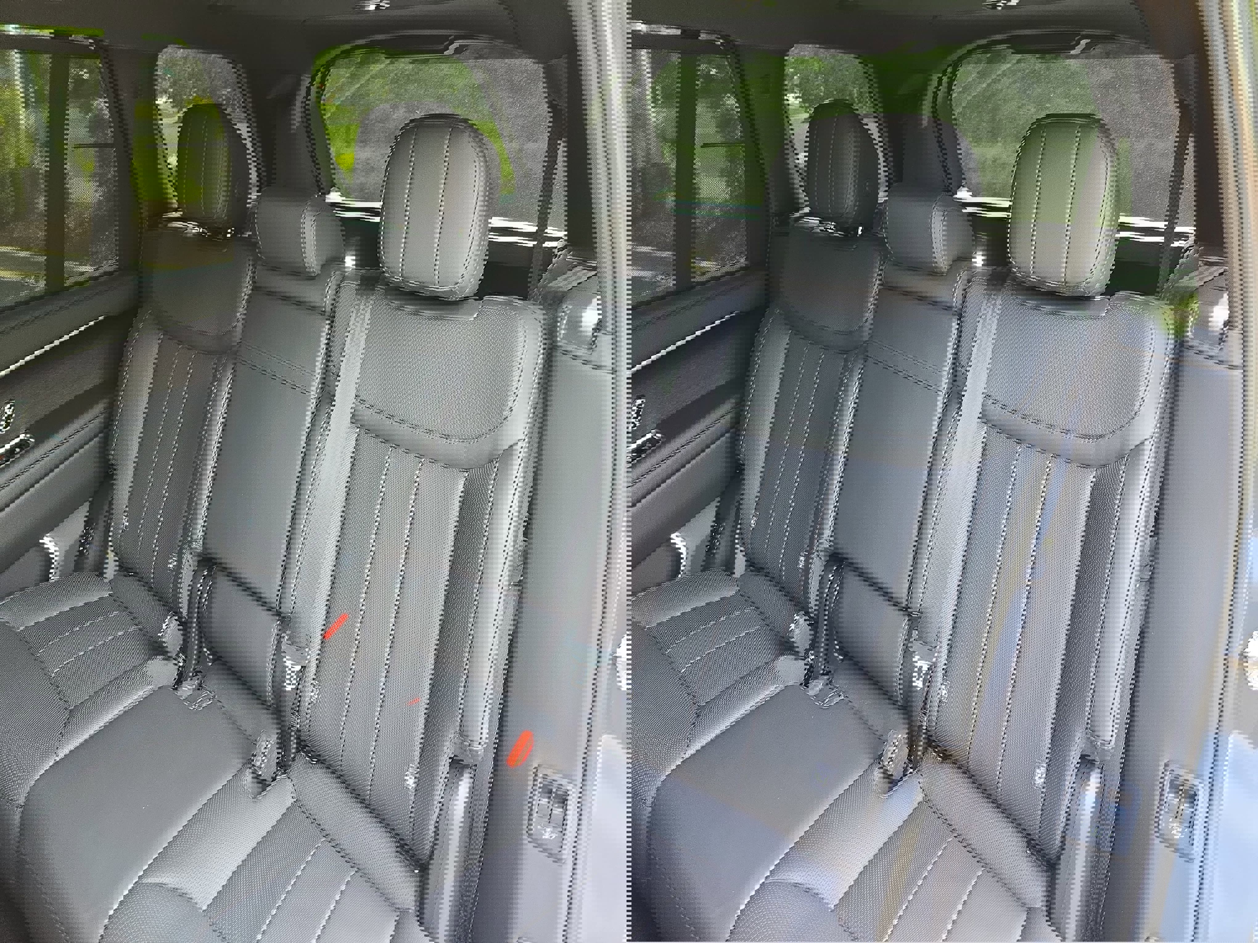 Used 2025 Land Rover Range Rover Long Wheelbase SE image 14