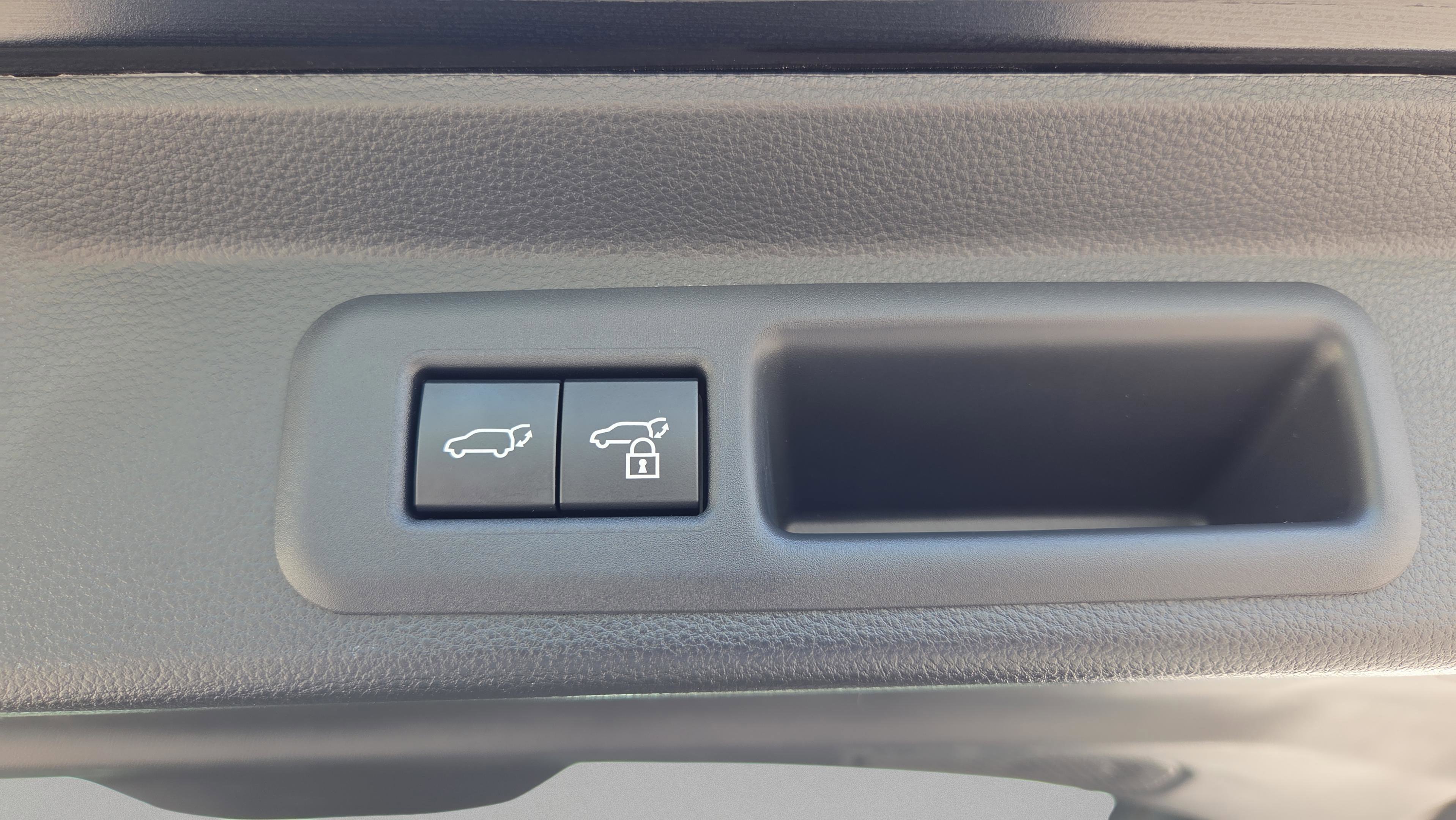 Certified 2024 Toyota Sequoia SR5 image 25