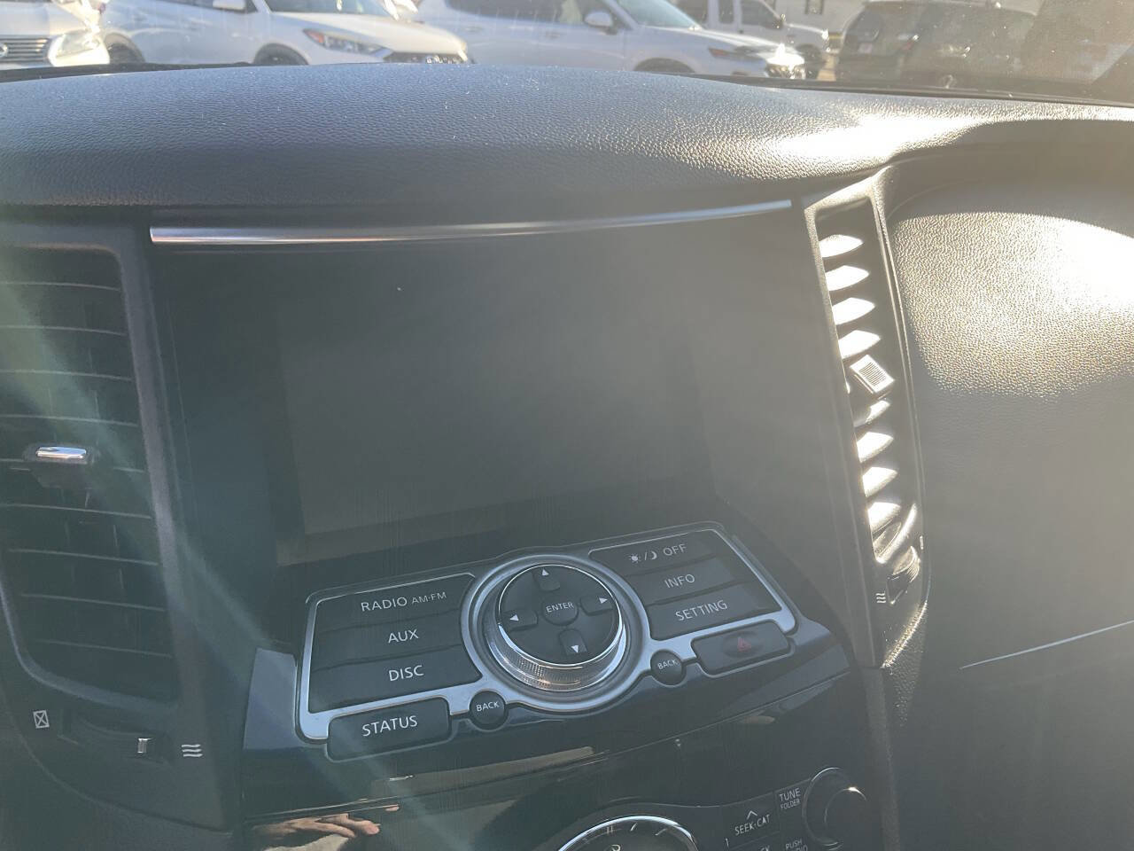 Used 2016 INFINITI QX70 2WD image 17