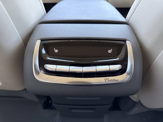Used 2024 Cadillac XT6 Premium Luxury w/ Technology Package AWD/4WD image 18