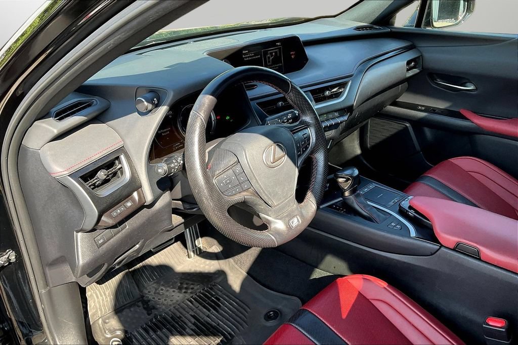 Used 2021 Lexus UX 250h F Sport w/ F Sport Premium Package AWD/4WD image 17